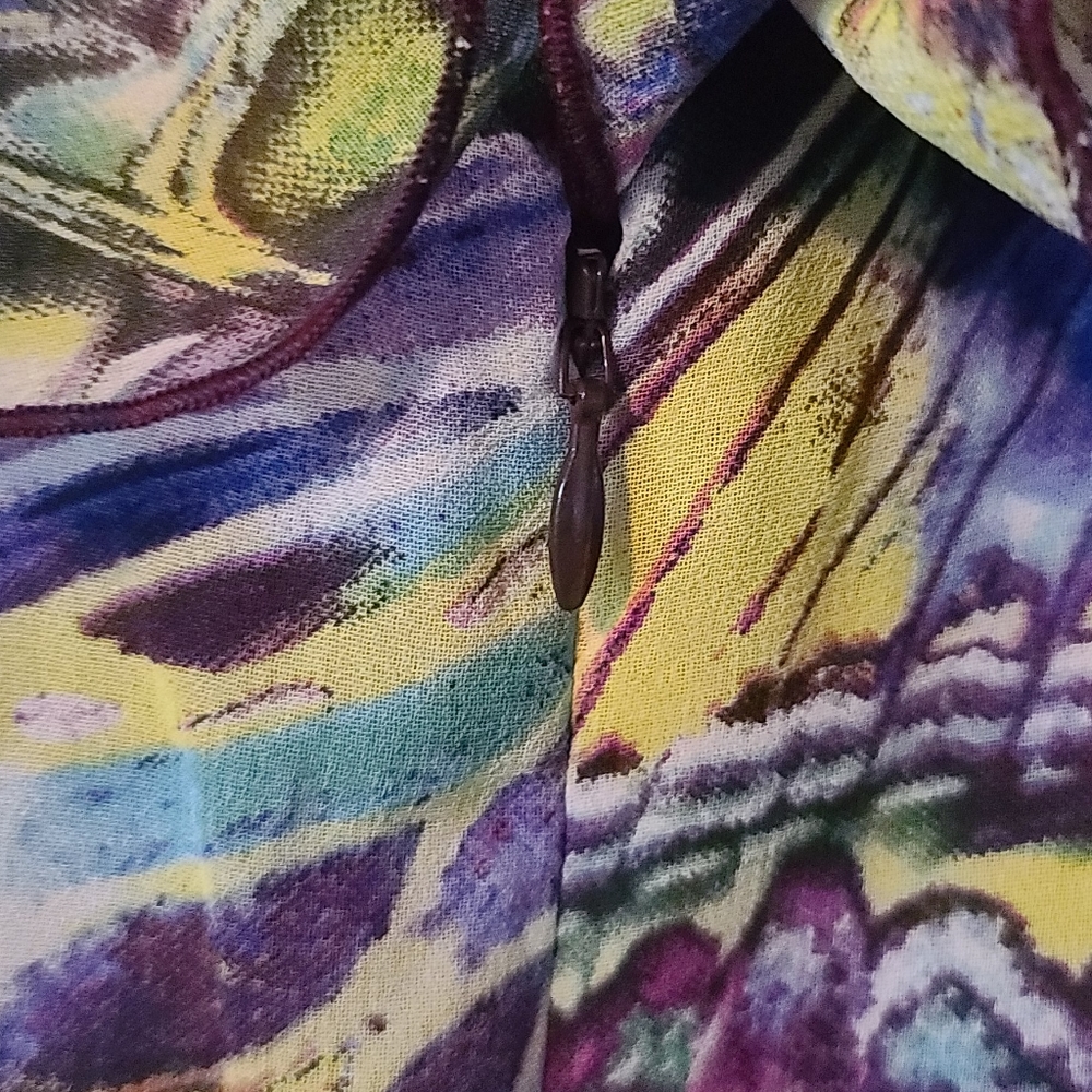 *The Pyramid Collection dress - Picture 8 of 8